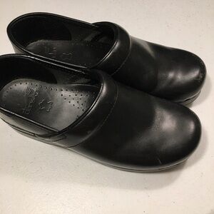 Dansko Professional Nurse Leather Clogs Black Size 38